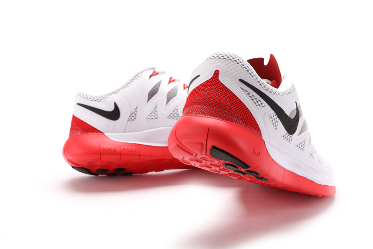 nouveaux libres 5.0 femmes plus nike blanc orange (4)